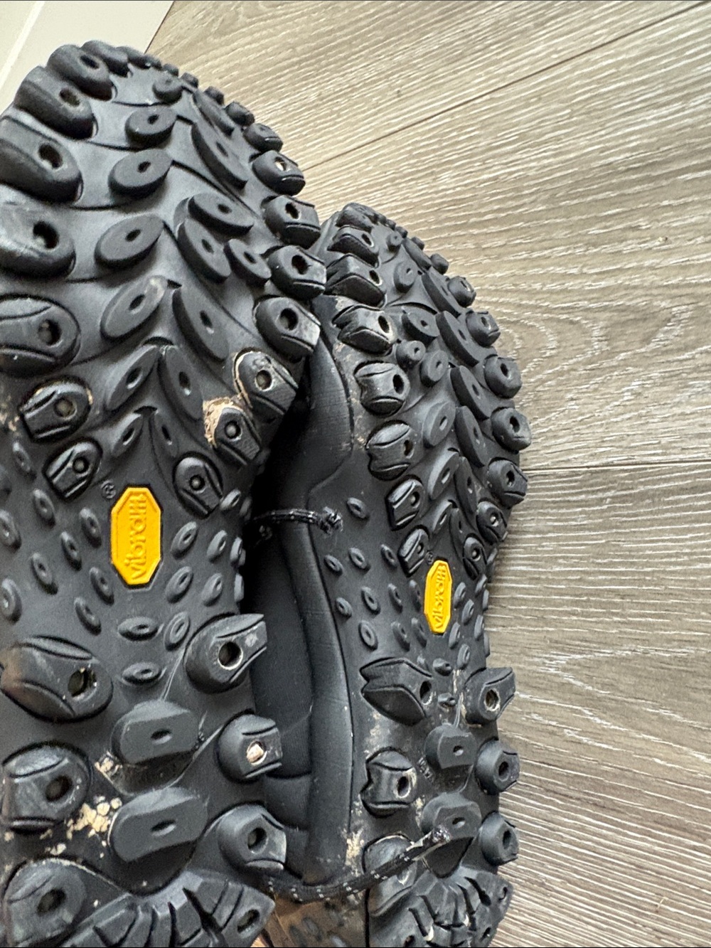 Merrill Vibram sole, Black Winter Snow Boots - Picture 5 of 6